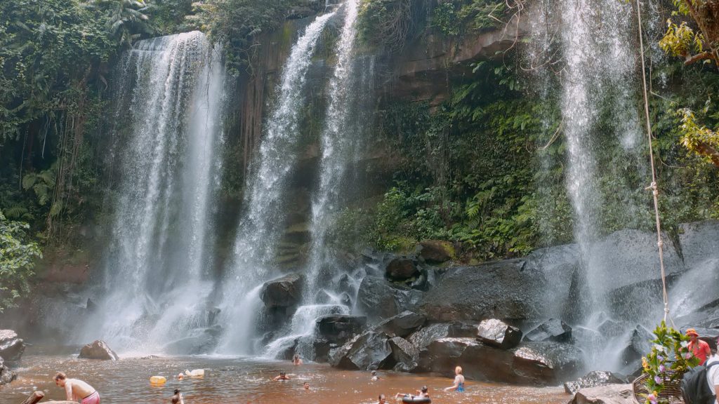 Koulen mountain waterfall